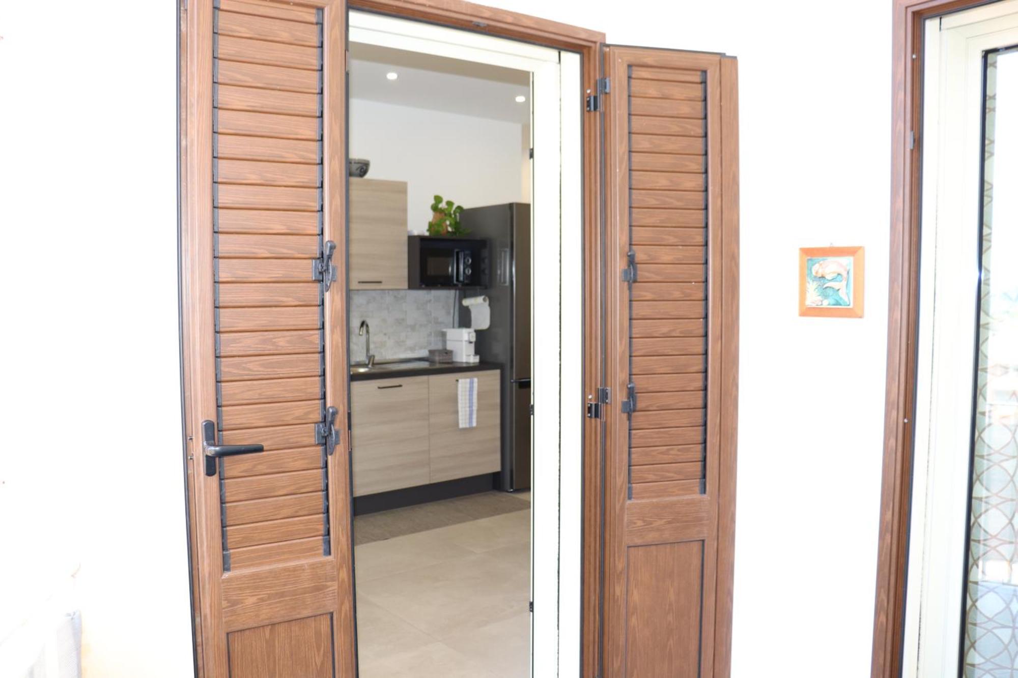 Rineddahouse Arenella - Vista Mare Panoramica A Palermo Con Parcheggio Privato Apartment — Photos 2